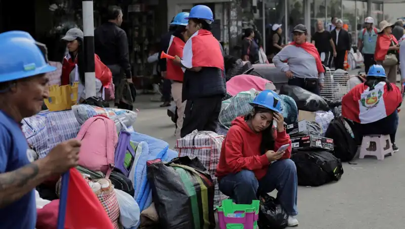 Peru'da Madenciler Sokaklara Döküldü: Protestolarda Neler Yaşanıyor?
