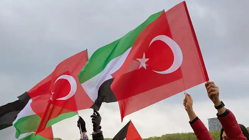 Dünya Gazze İçin Tek Yürek Oluyor: Barışa Çağrı İçin Sokaklarda