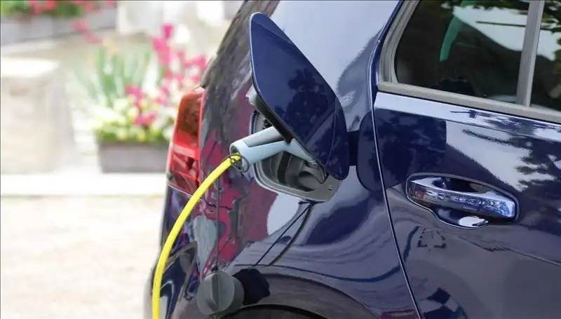 Tesla’nın Menzil Rekorunu Kıracak Yeni Elektrikli Araç Piyasada!