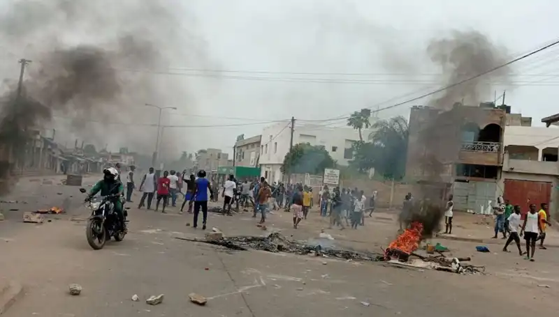 Togo'da Sarsıcı Protestolar: Nehirlerden 7 Ceset Çıktı, Neler Oluyor?