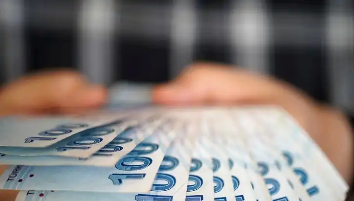 Emekli Promosyonları 2025: Bankalar Ne Kadar Veriyor?
