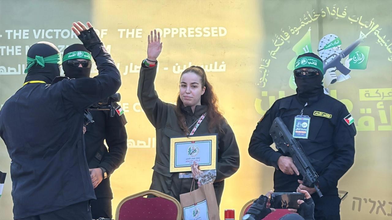 Hamas İle İsrail Arasındaki Esir Takası Başladı